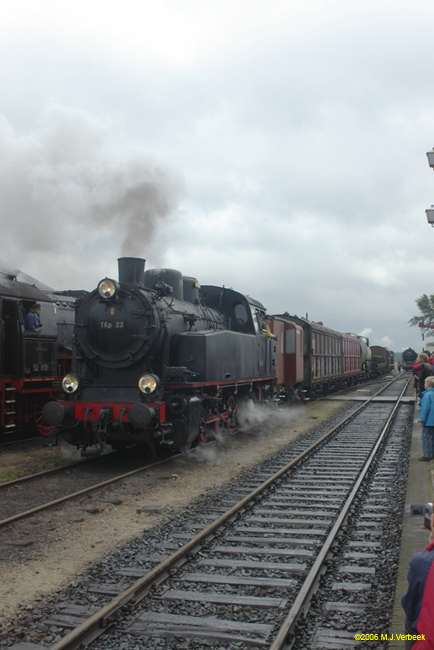 tnt2006-033