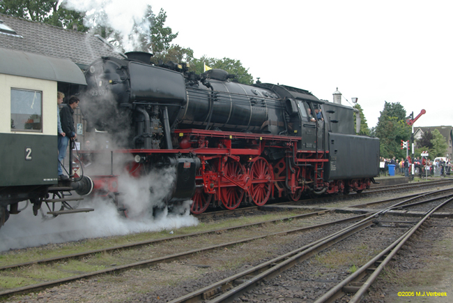 tnt2006-064