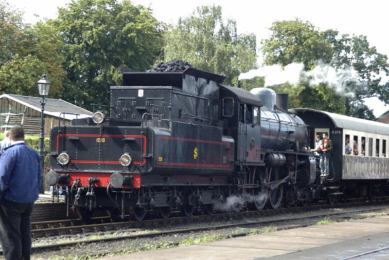 _IGP4689
